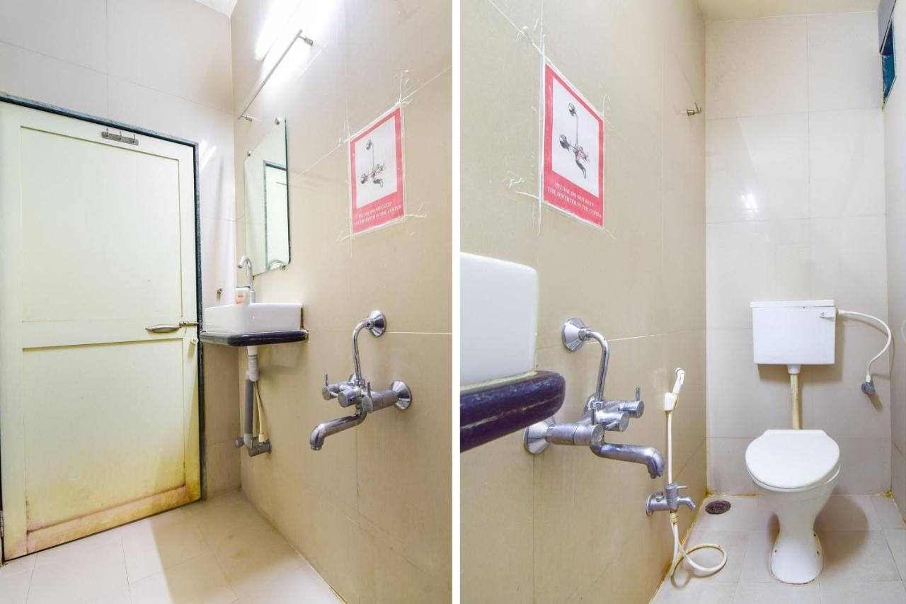 Oyo 67509 Hotel Tukson Narayangaon Buitenkant foto